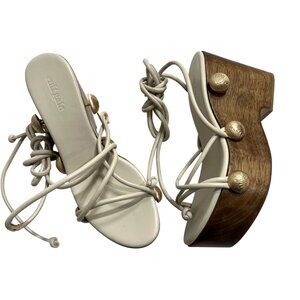 Cult Gaia Terra Sandal in Off White